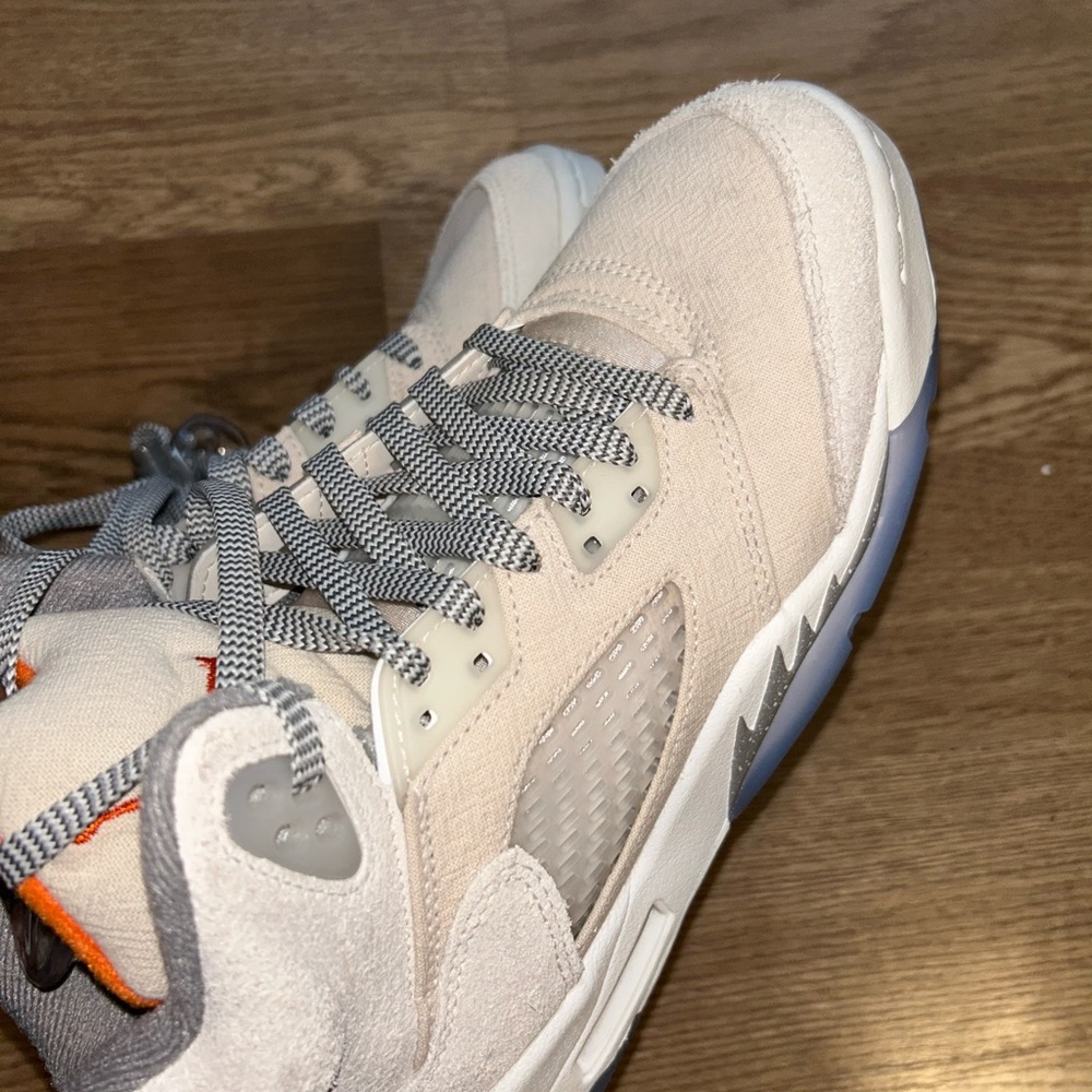 Jordan 5 - Picture 5 of 5